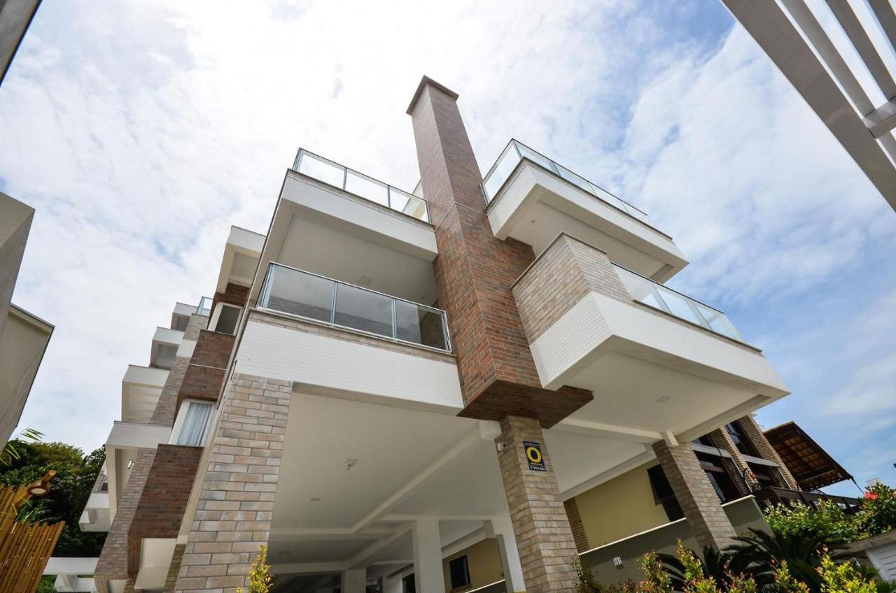 1079 - Apartamento Com Vista Para O Mar Em Bombinhas Exterior foto